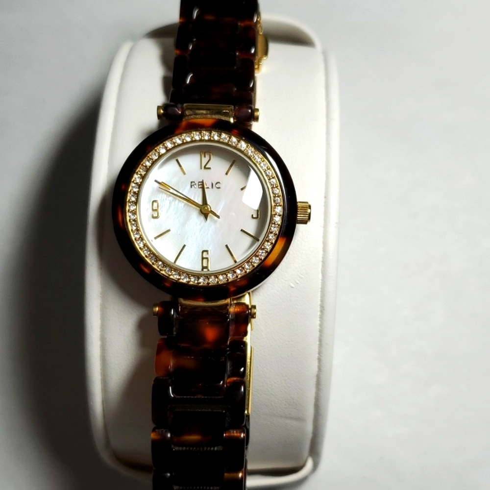 Relic tortoise watch